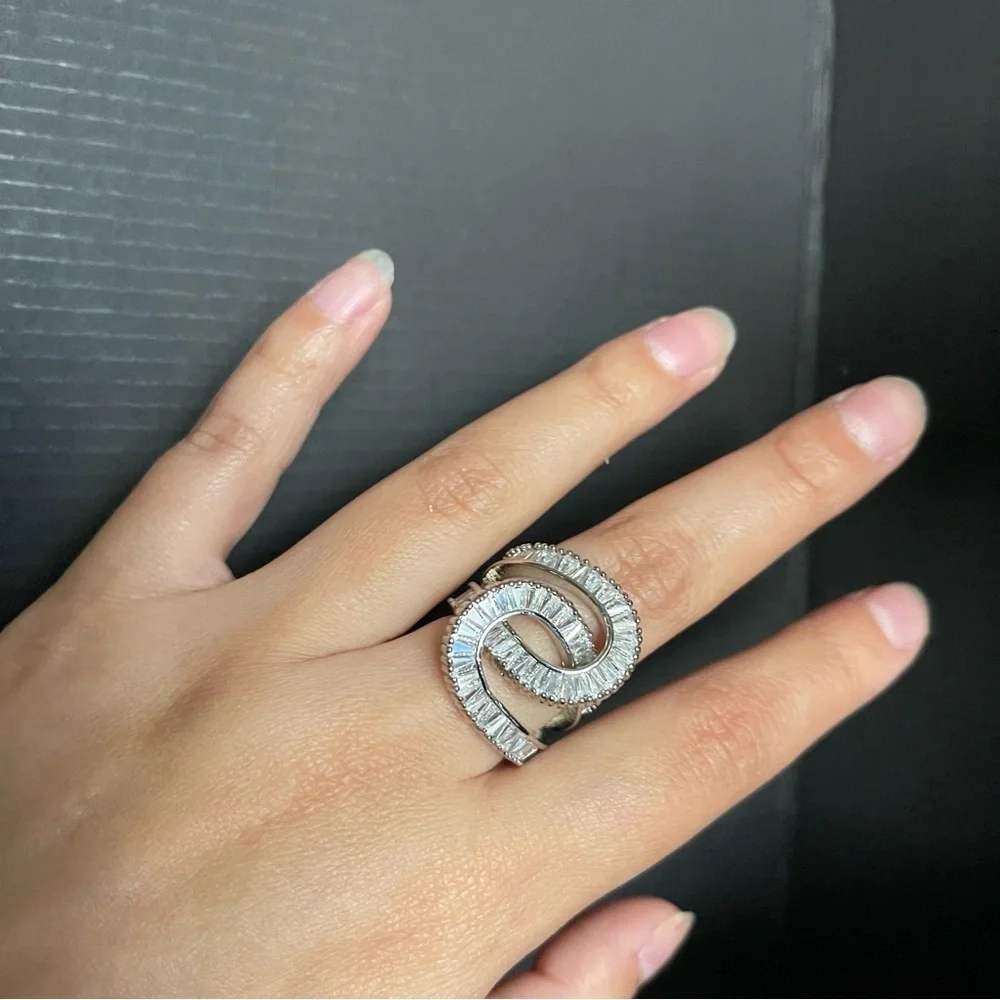 Intertwined adjustable silver tone chunky statement cz size 5-8 ring